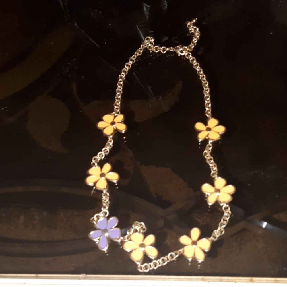 Robert Verdi Flower Necklace